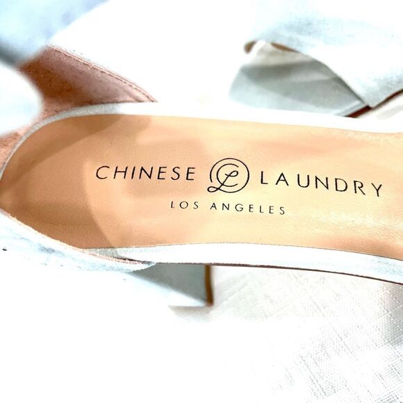 NEW Chinese Laundry Sky Blue Ankle Strappy Heels - Picture 4 of 8